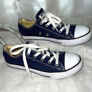 𝅺converse Chuck Taylor Size 3 Excellent Shape